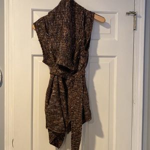 Slouchy belted sleevesless sweater